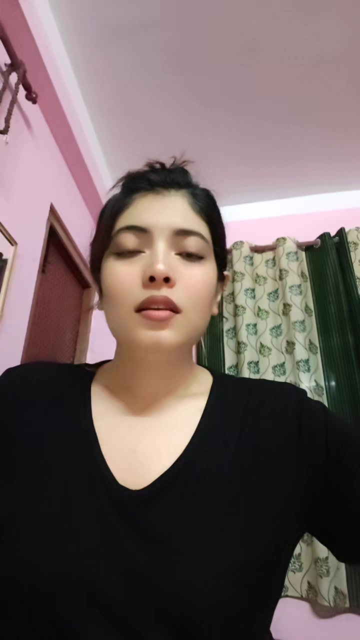 @Laxmi ❤️ 💕