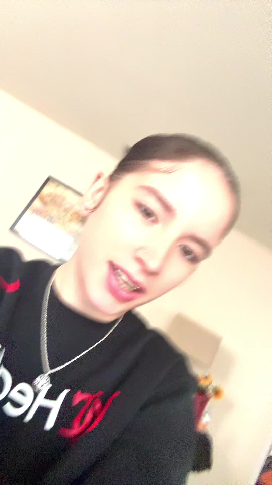 @crazariesgirl