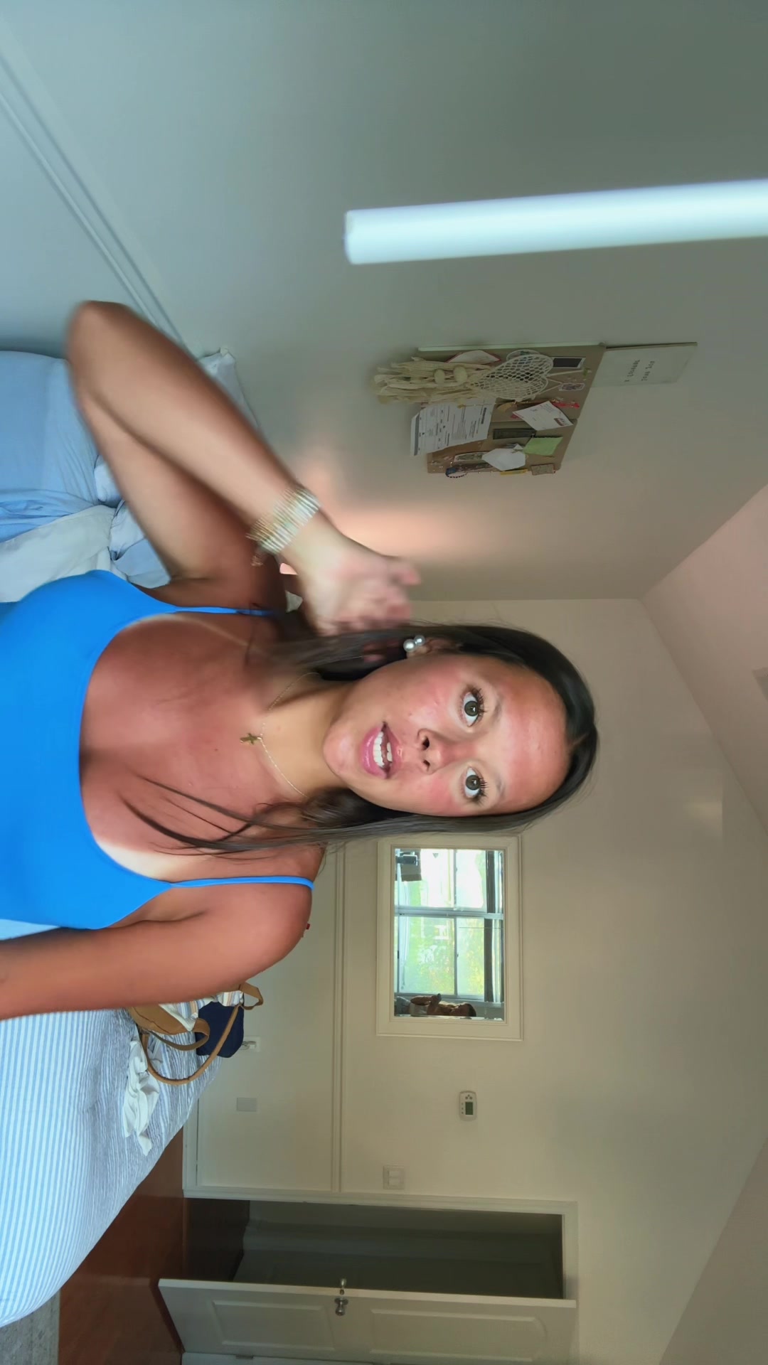 @Lily