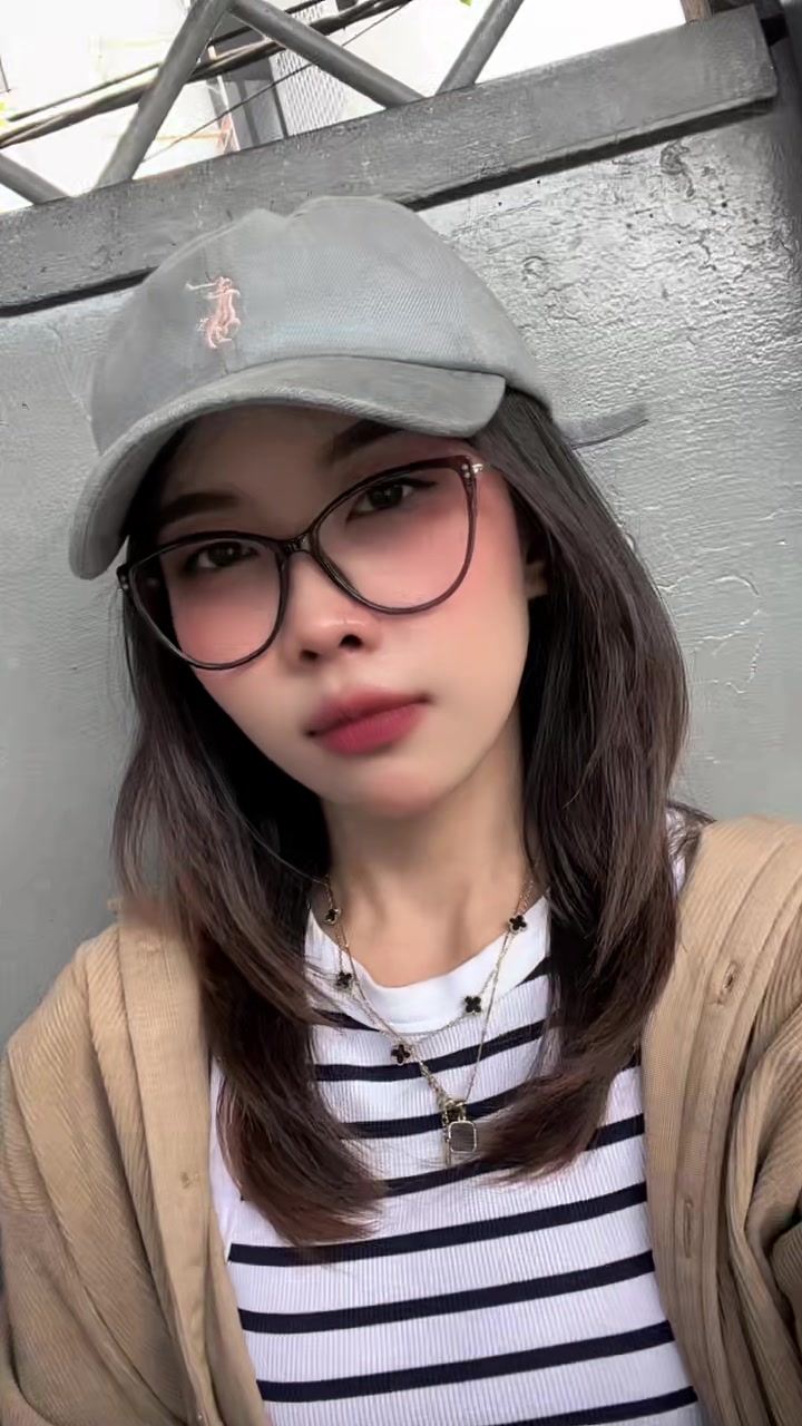 @Y U R A A A