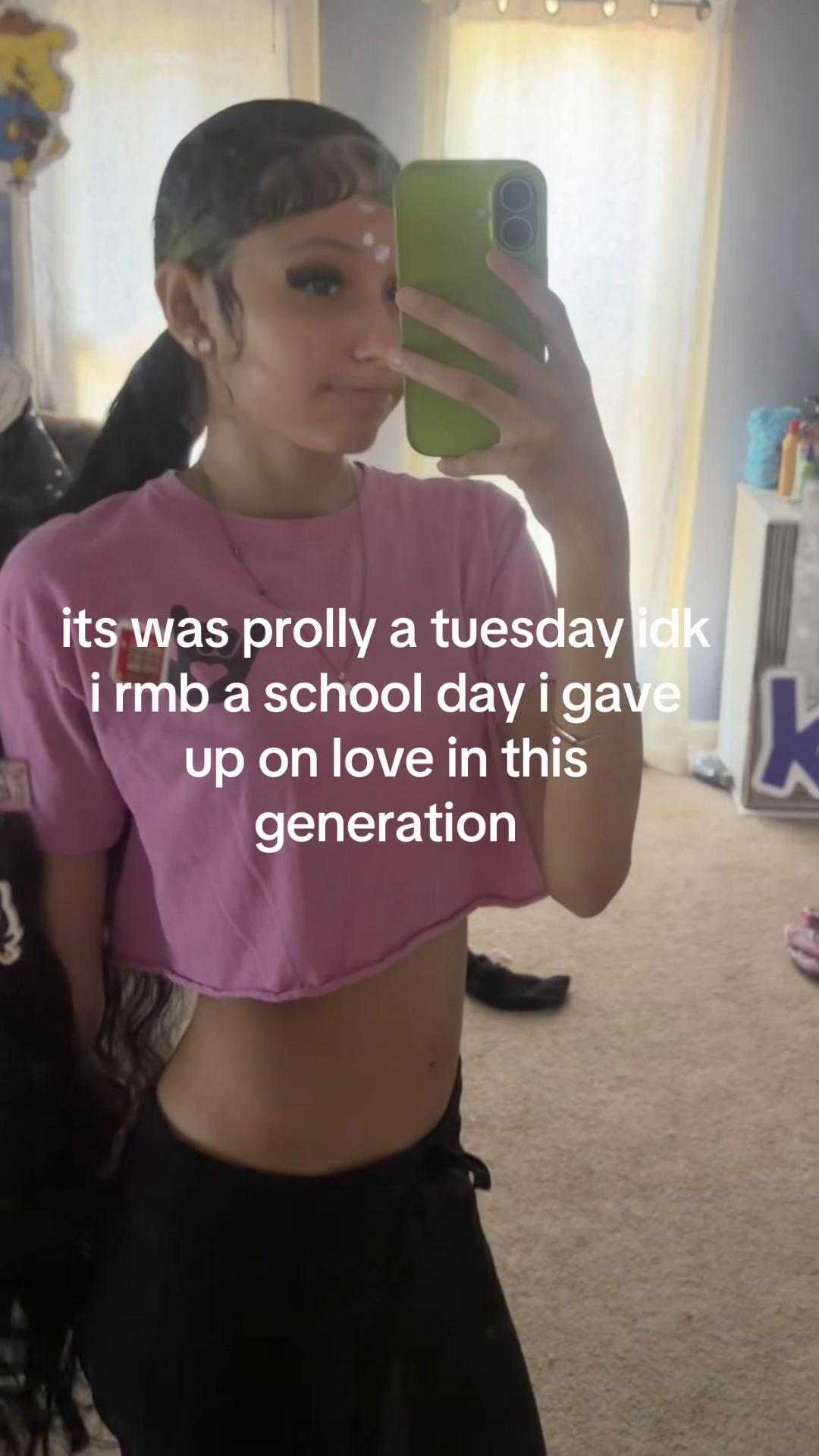 @🧑🏼&zwj;🎤