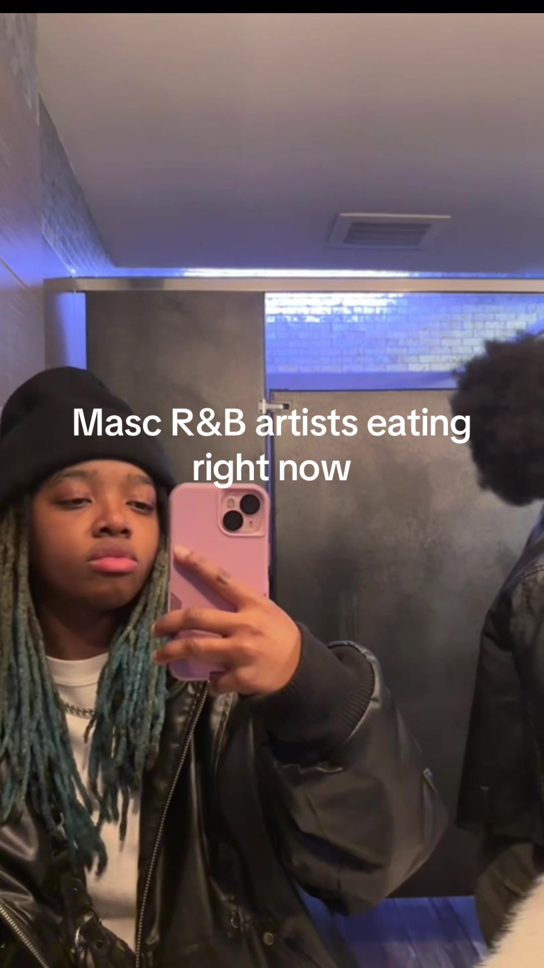 @TWOSEVEN.