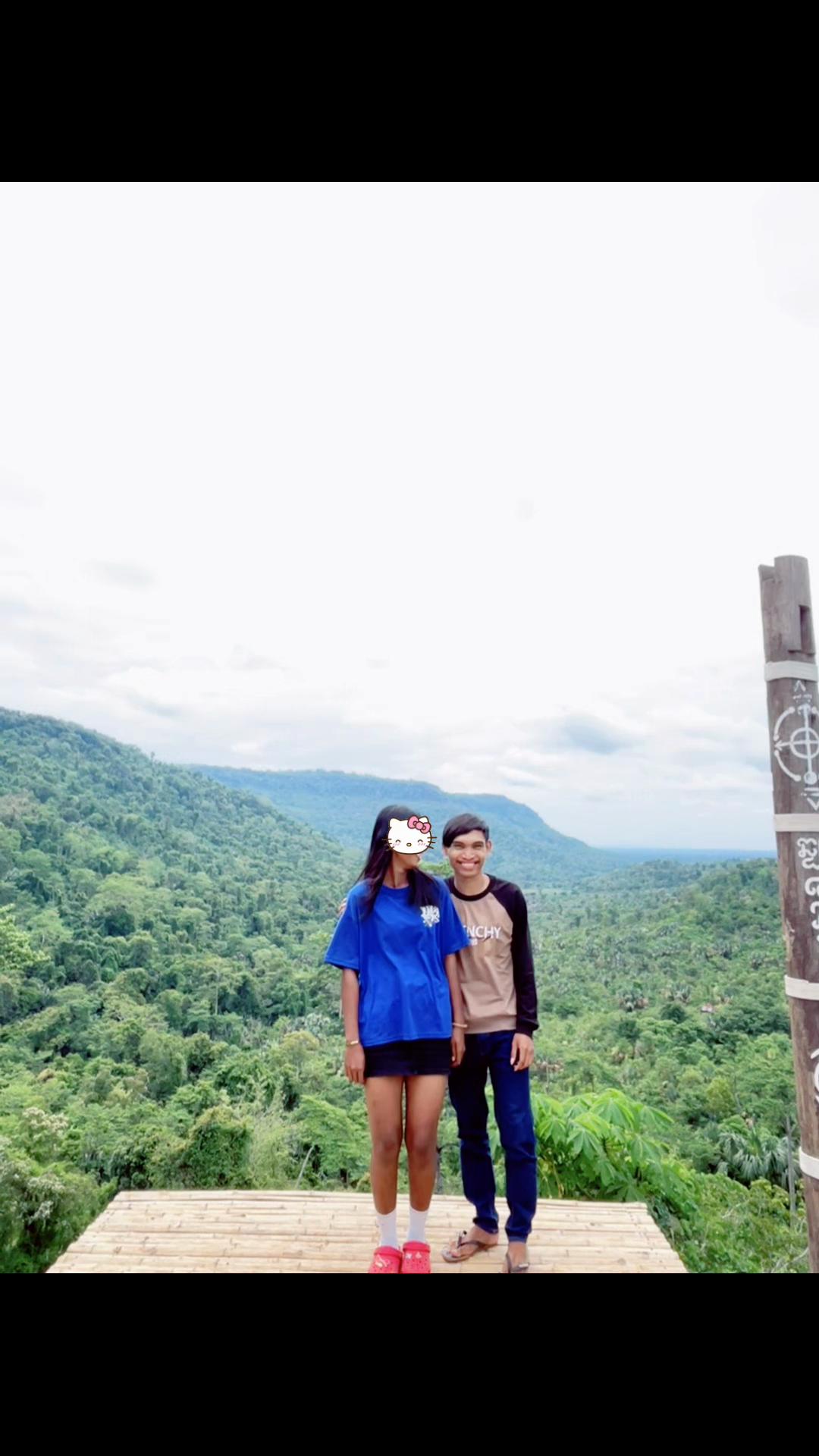 @សេត ស្រីនីត