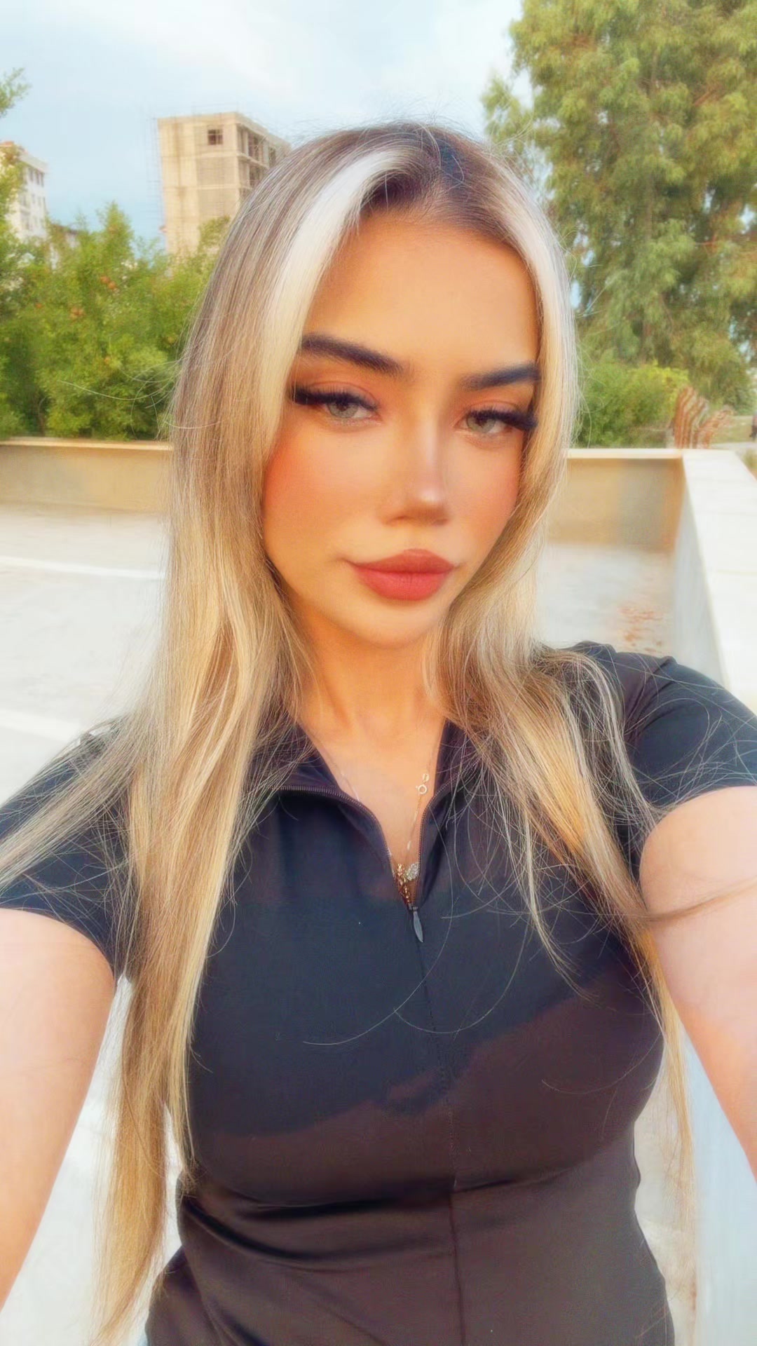 @JEYRAN✨