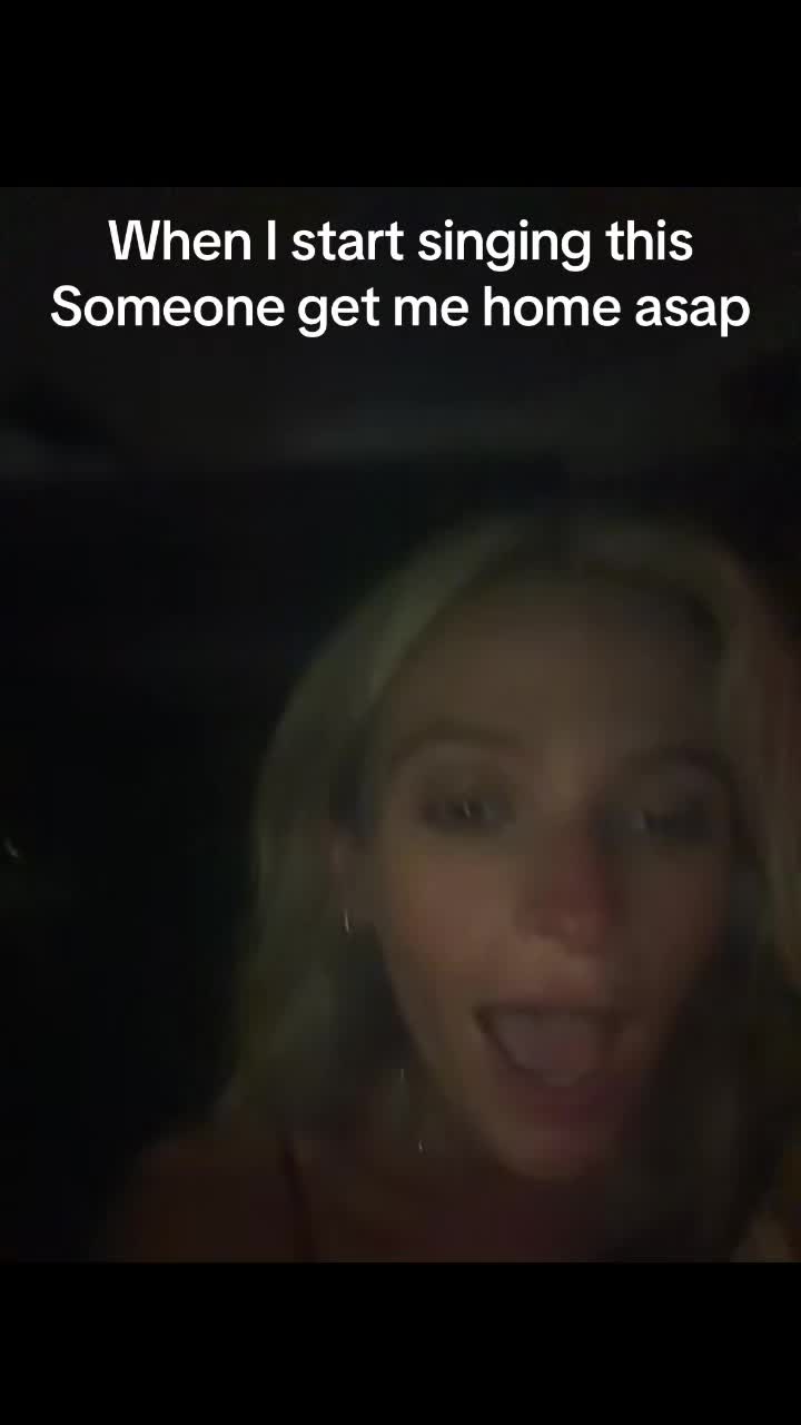 @karlie