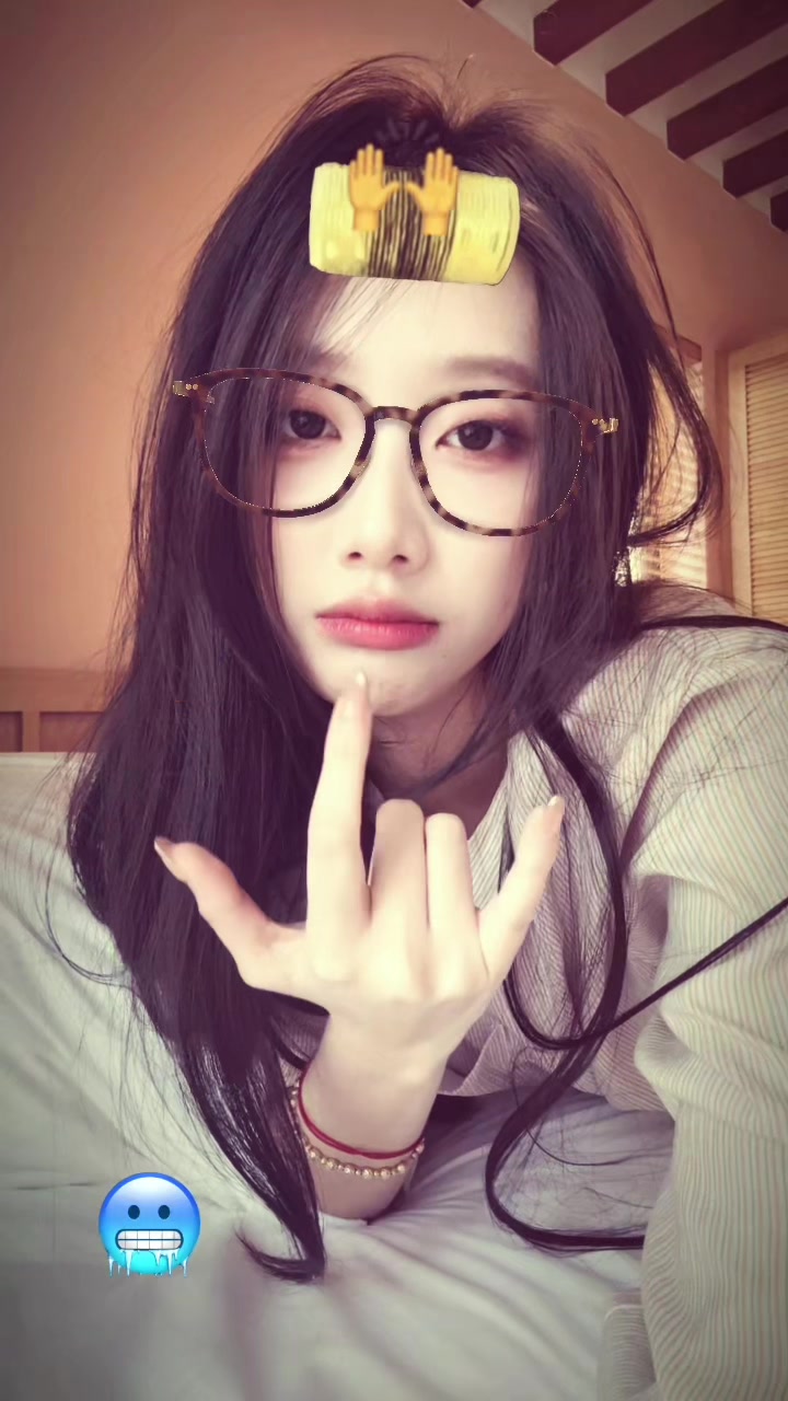 @Thi&ecirc;n Ng&acirc;n