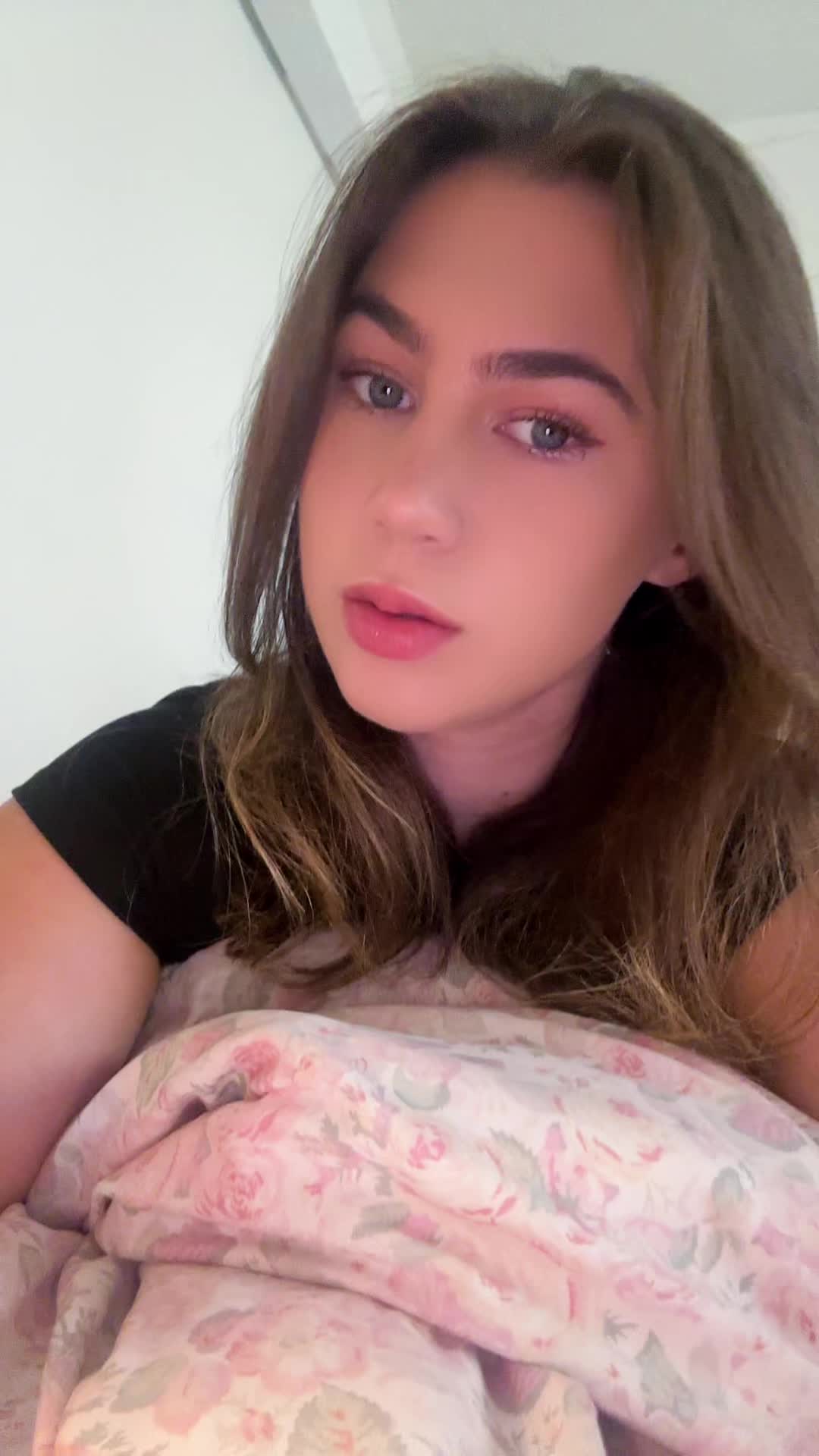 @veronicavandam