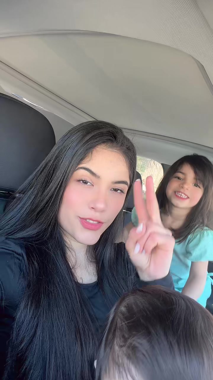 @Miriely Oliveira