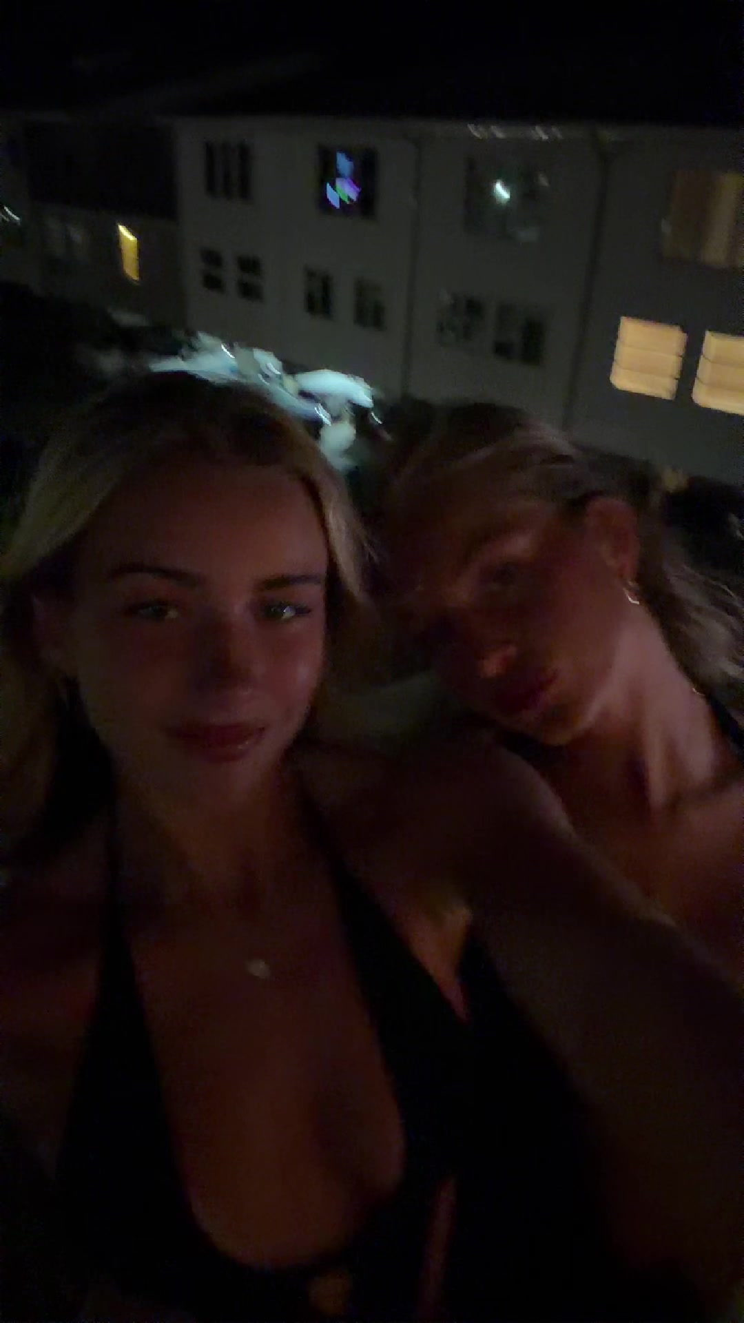 @av
