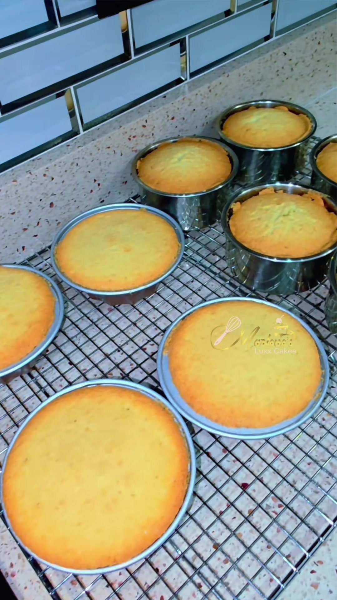 @Marlene'sLuxx_Cakes&HomeDecor