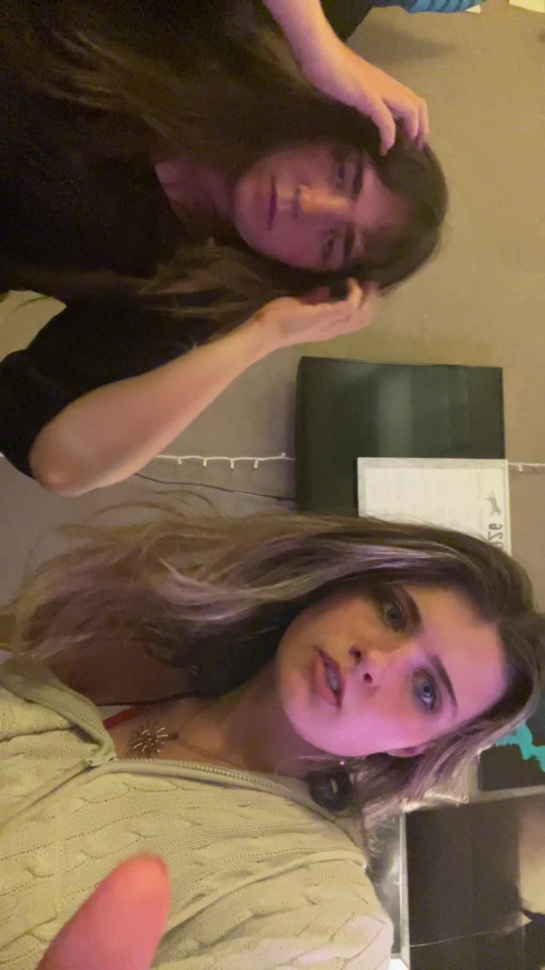@AliE