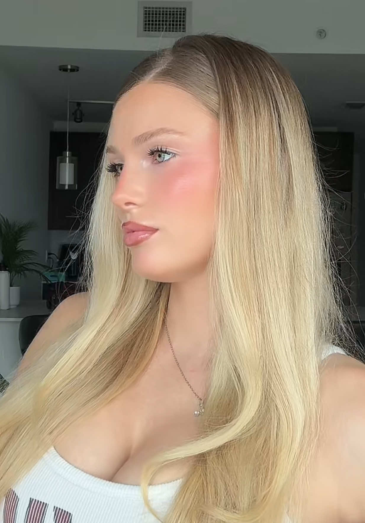 @laniiiboo