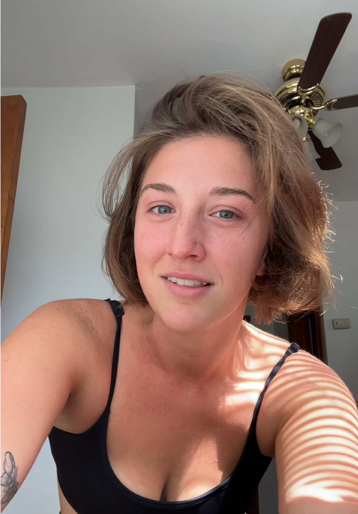 @caraleighclinton