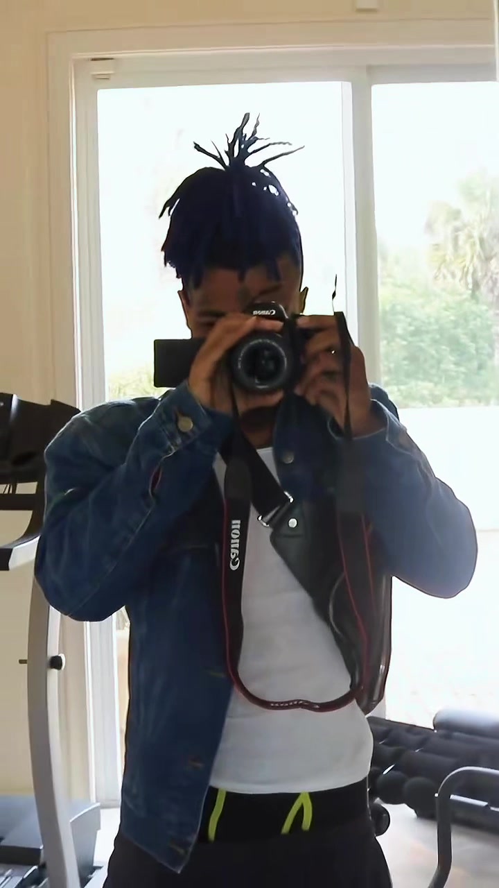 @forevervividx