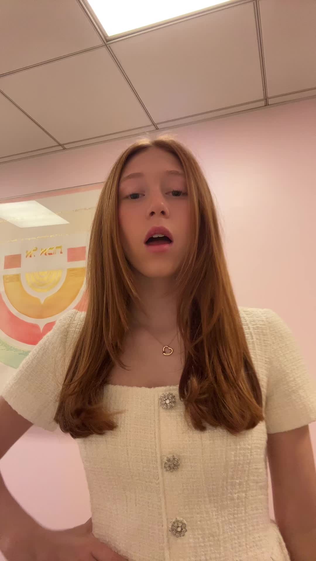 @zoe saivetz