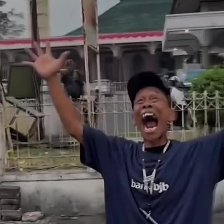 @Lofi赤