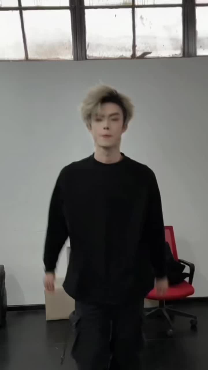 @KOI 7