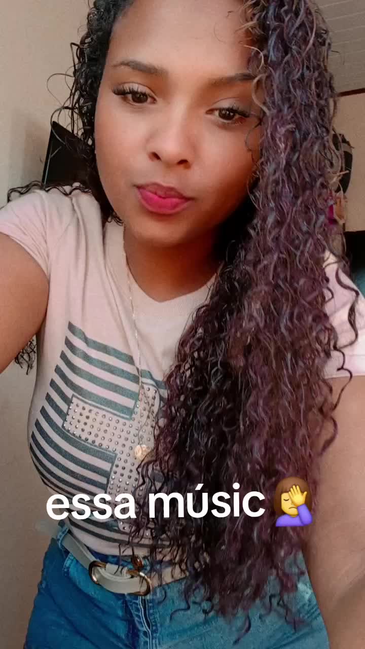 @Nanda Almeida
