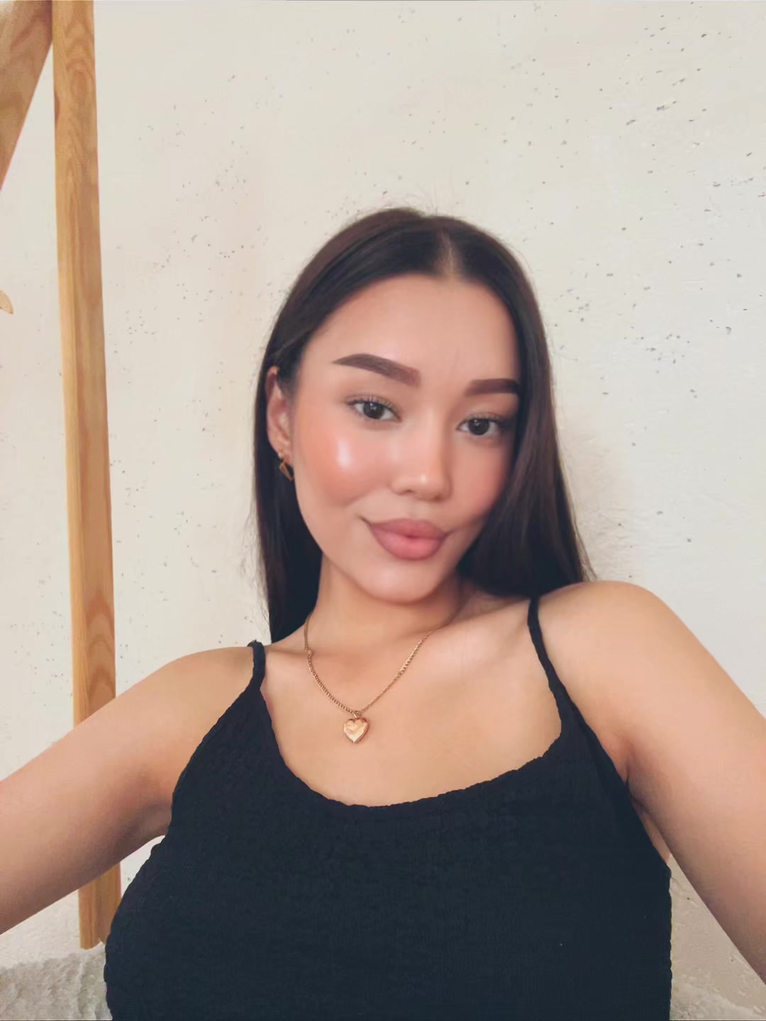 @sabrina