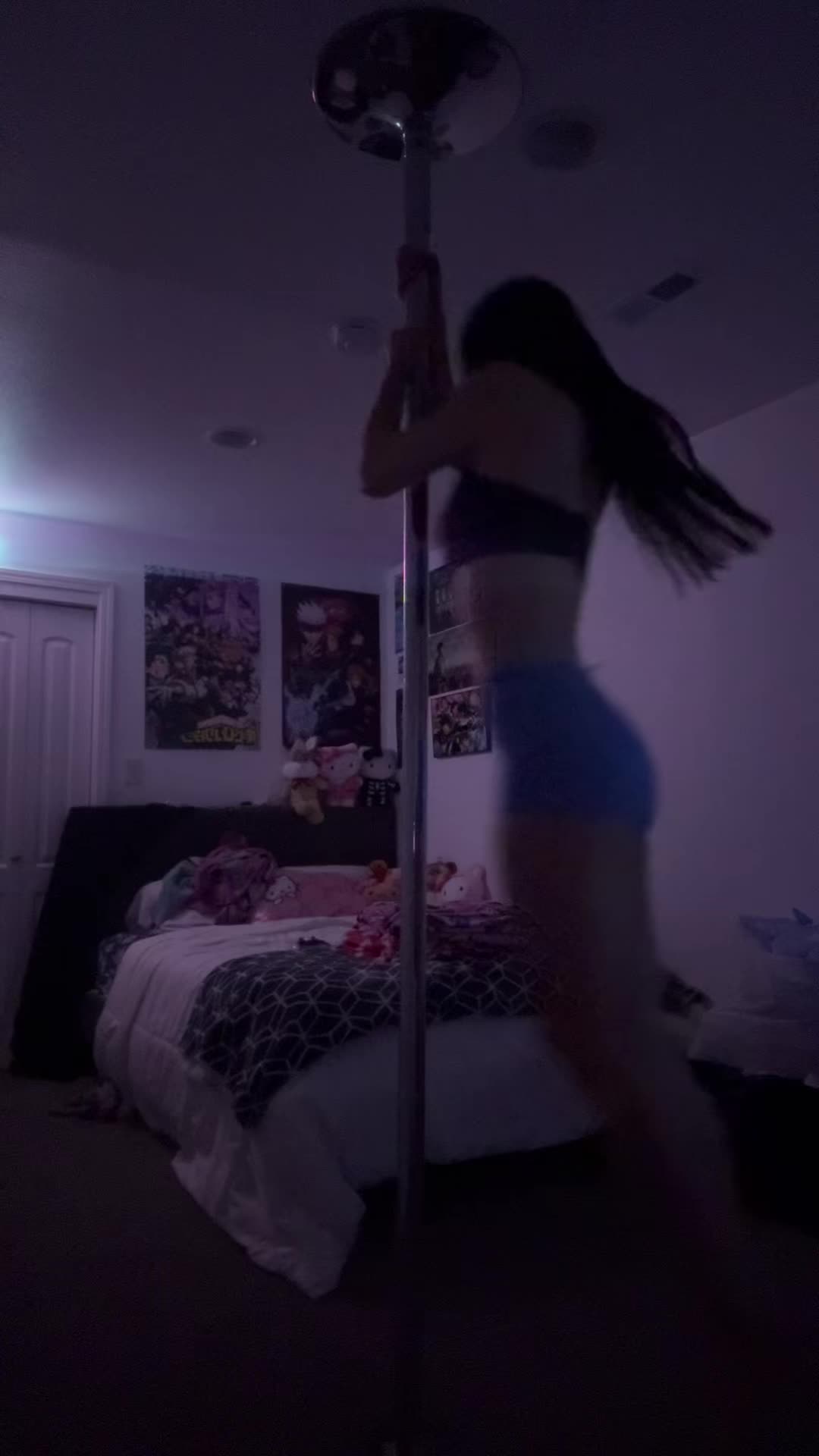 @cherlizabeth