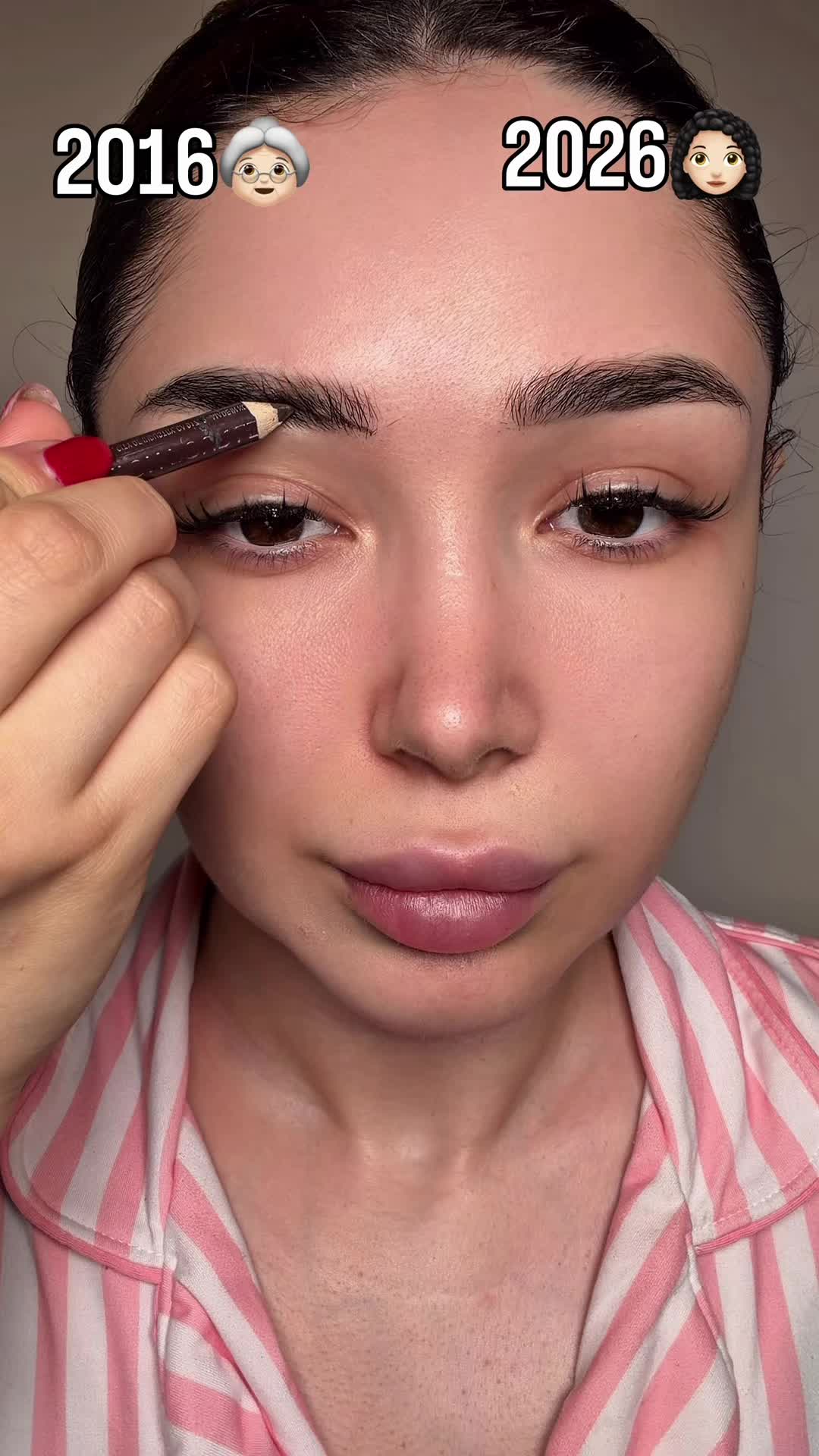 @anisavisage