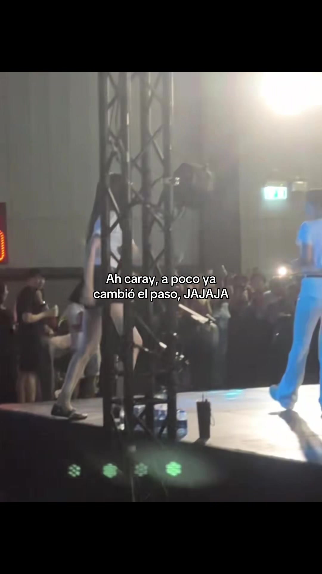 @Ari 🧸 อารี
