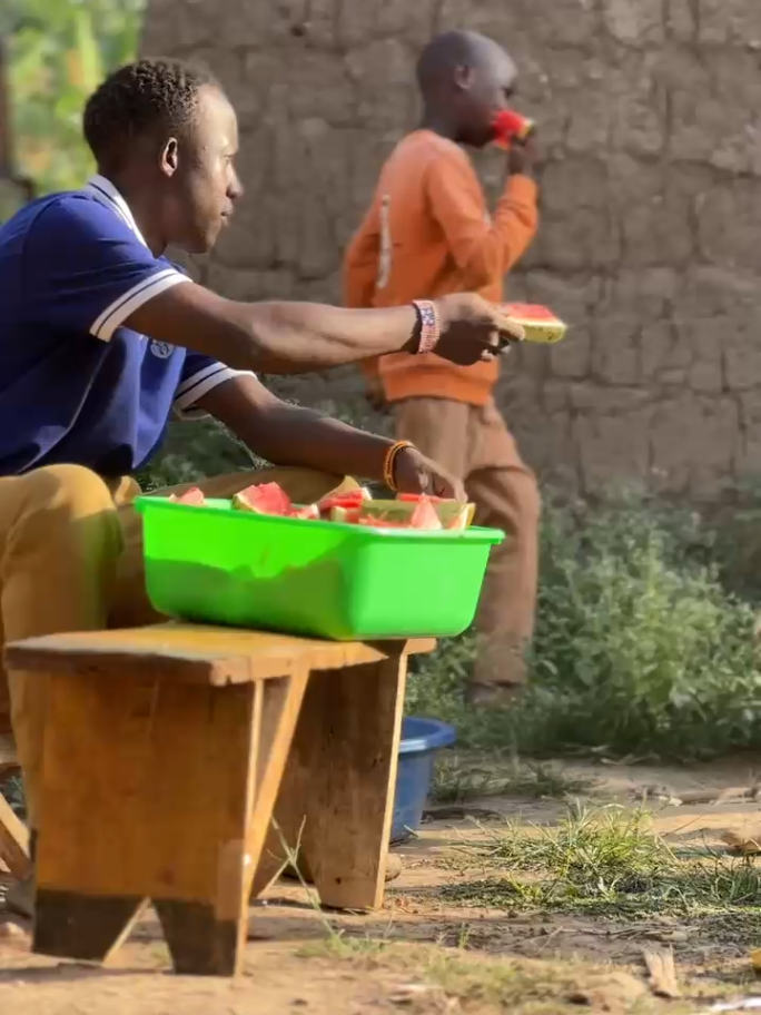 @ORPHANS FUTURE UGANDA  🇺🇬