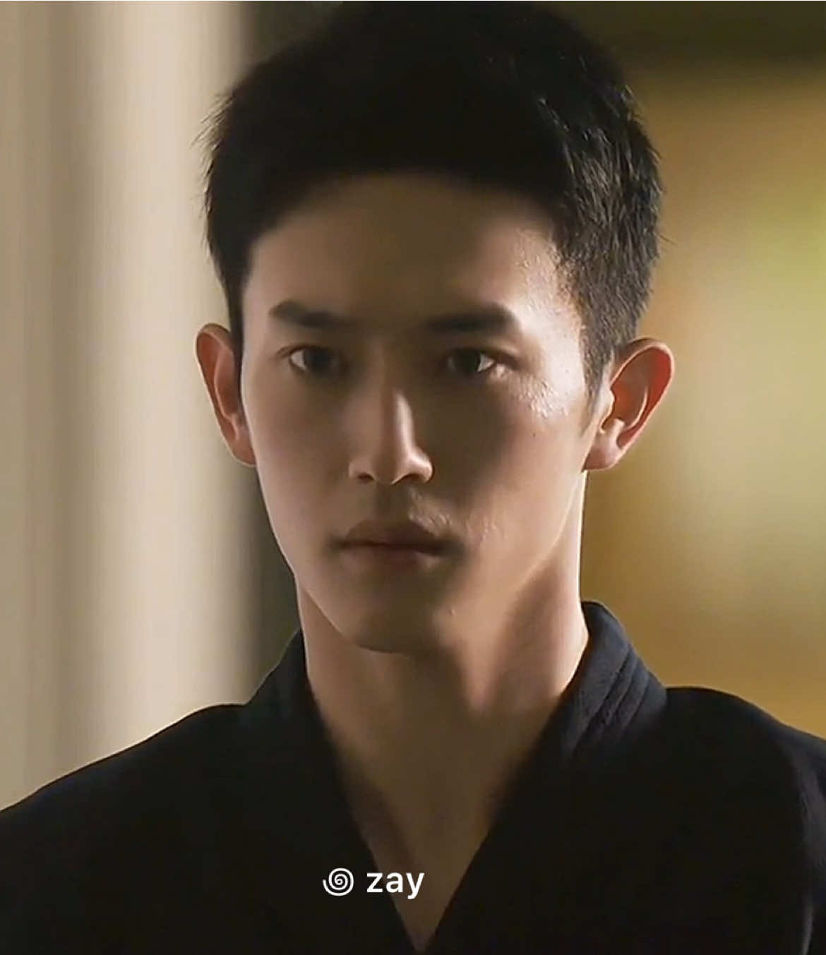 @꩜ zay