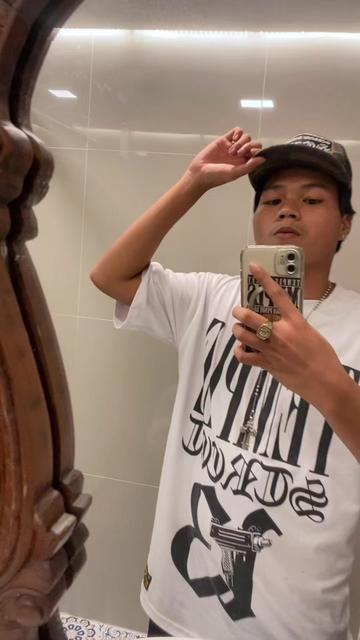 @Anghel Locote