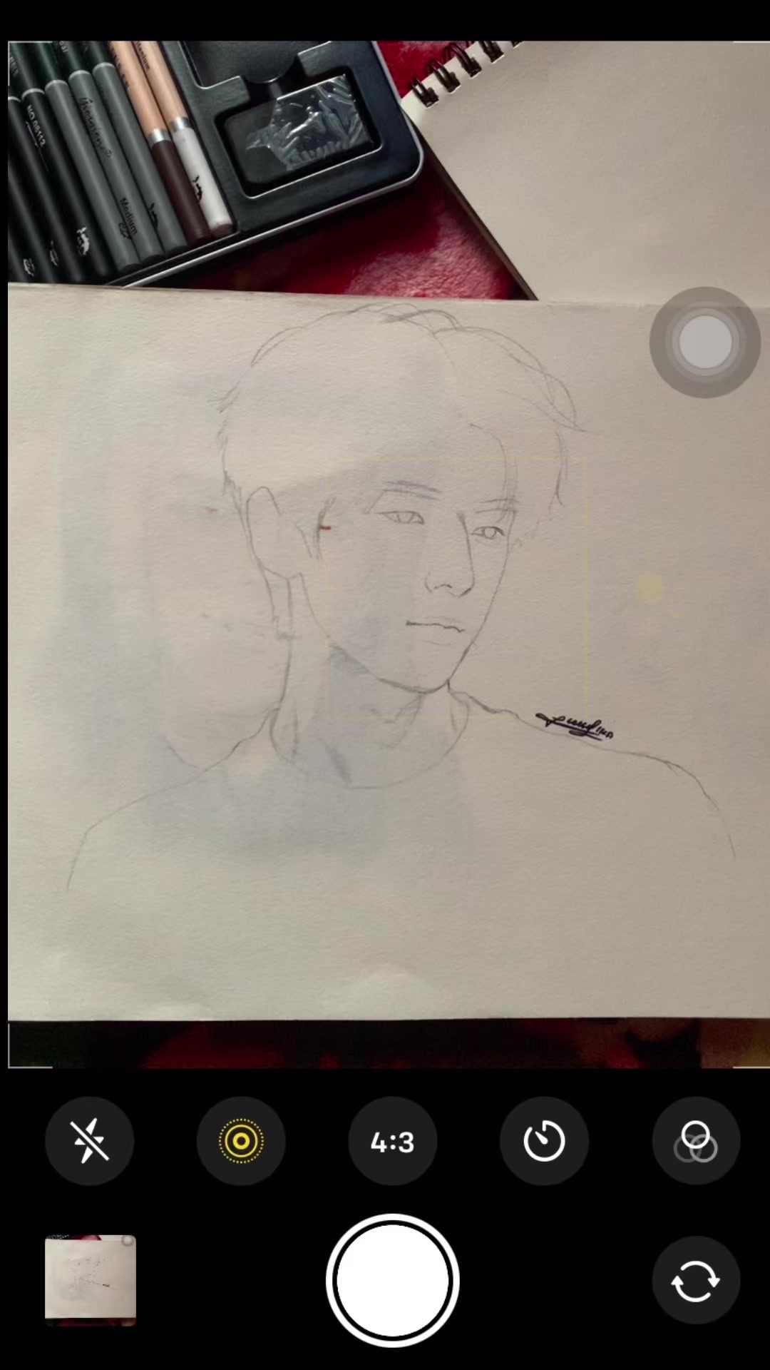 @￴ ￴