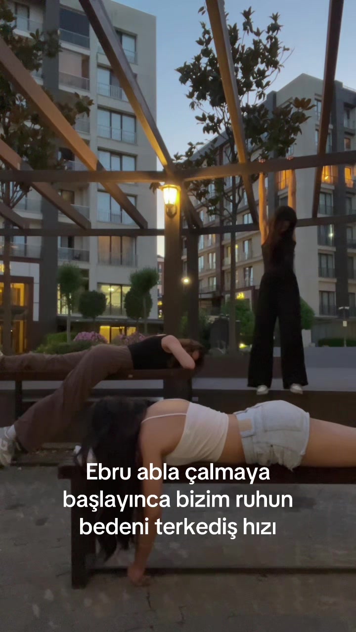@elaaydiins
