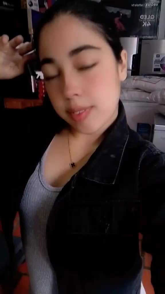 @Caren Alexandra 🦋💋🌸