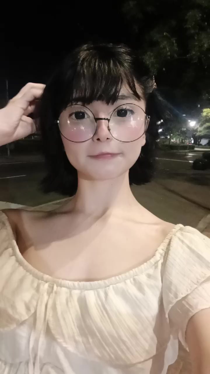 @Ani🐣