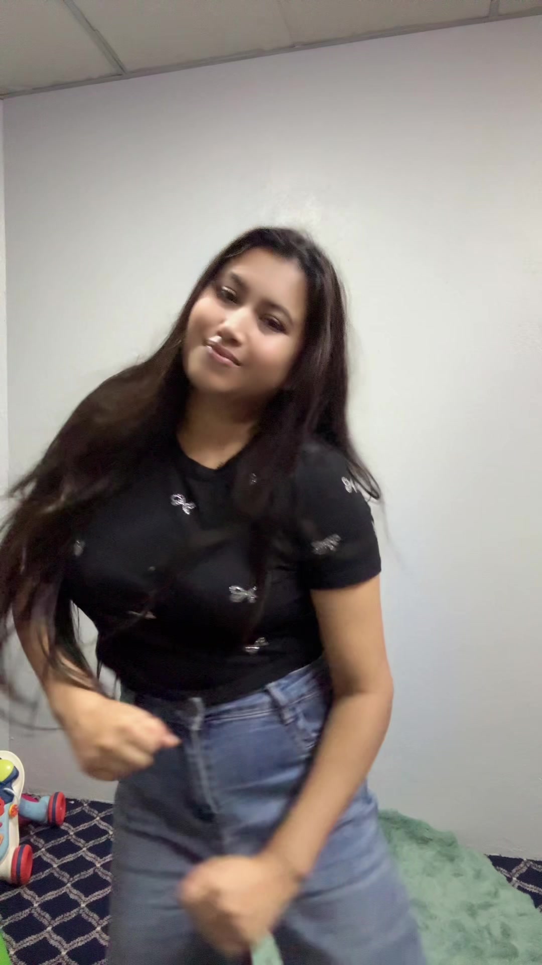 @Anisha_Khadka(नमन)