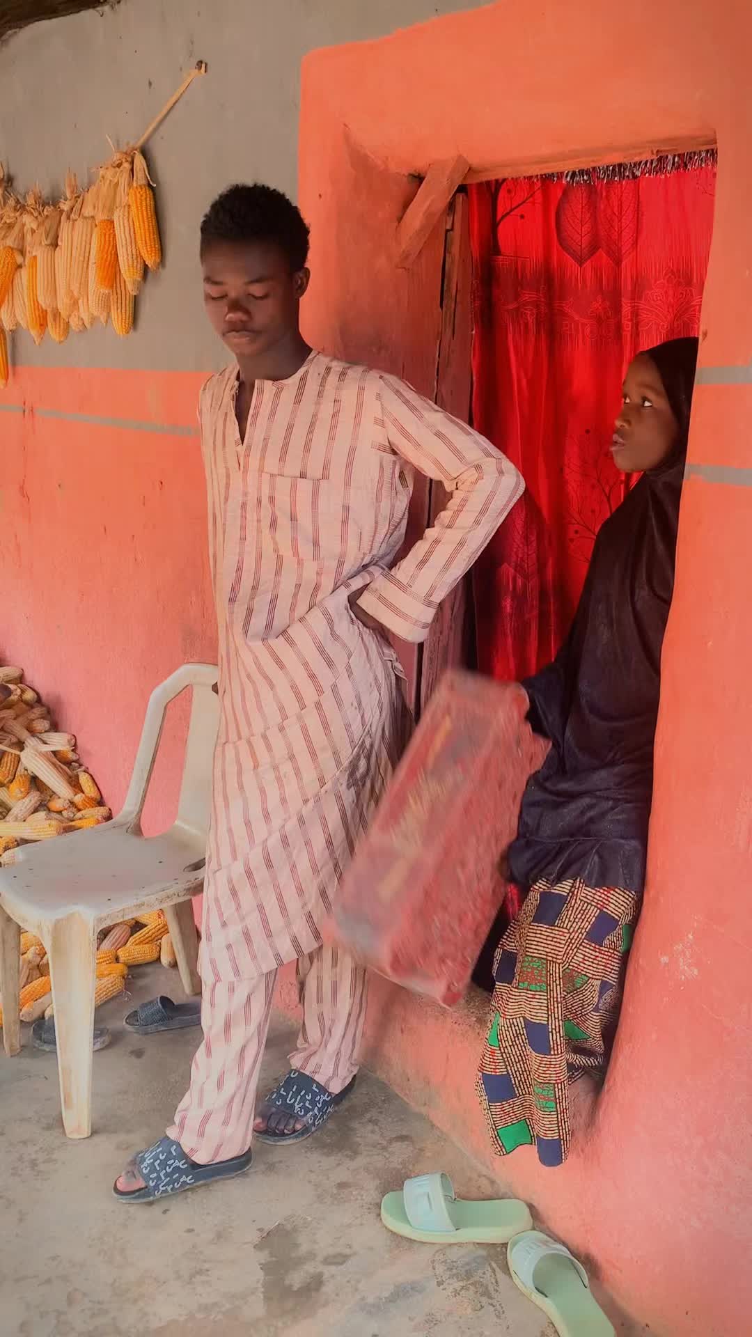 @mai kwaila ne saikadaure