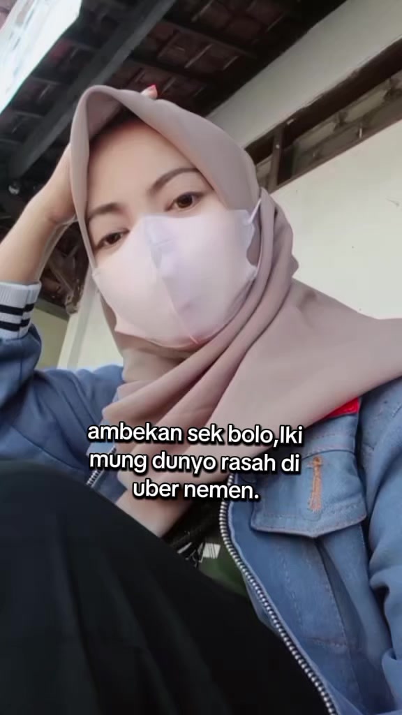 @Dari Kontak Anda