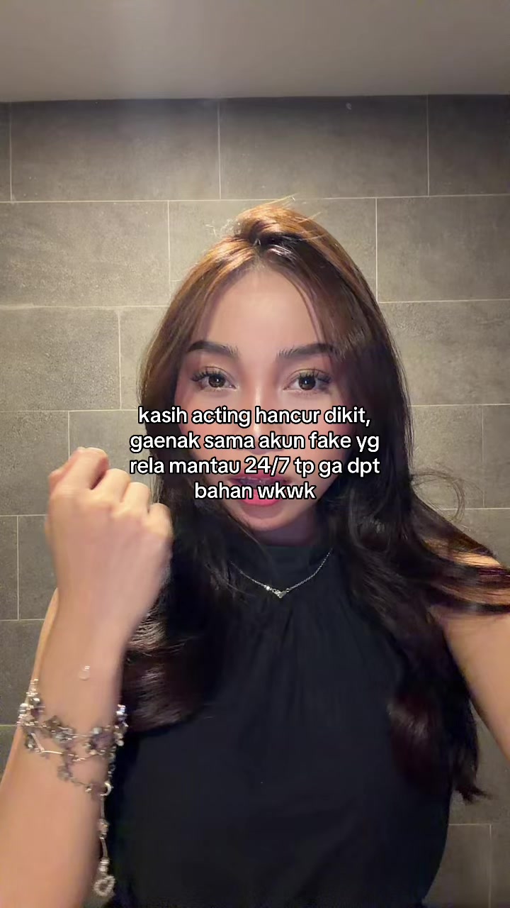 @nadiaseptriasaa