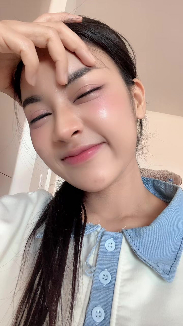 @JIRAPORN 💙