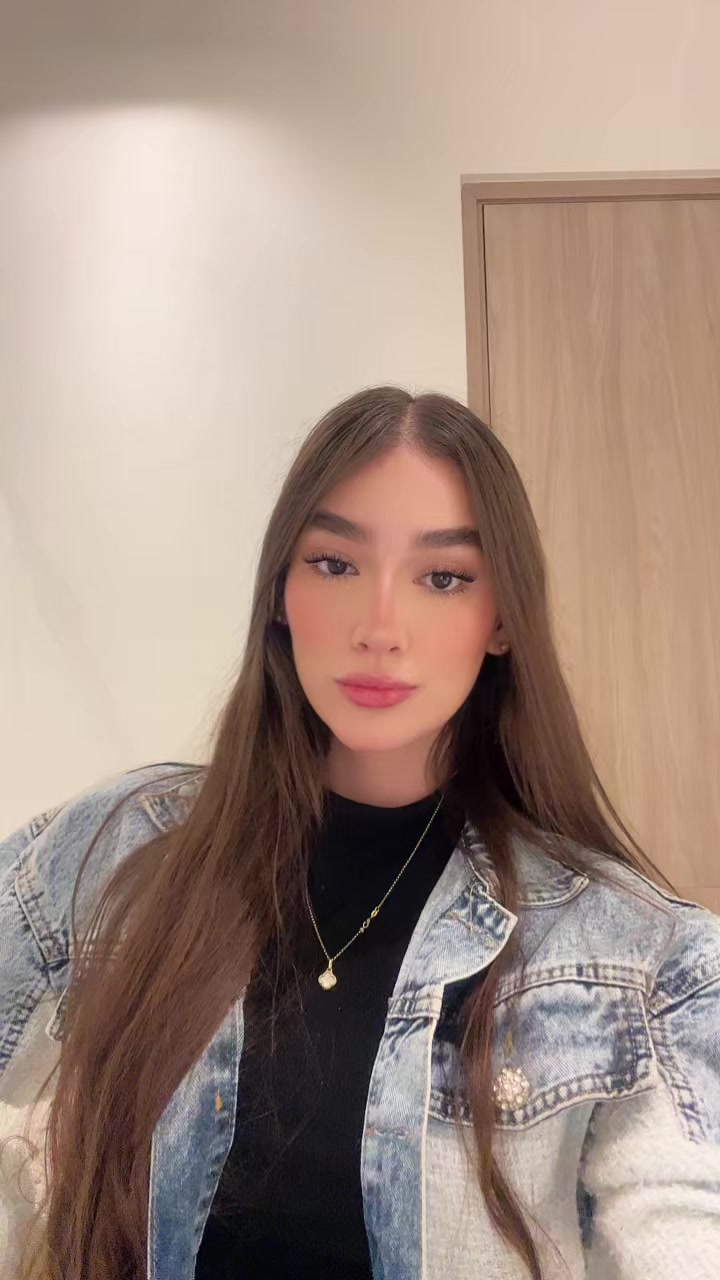 @valecastrro2