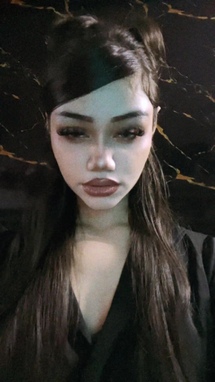 @Akari