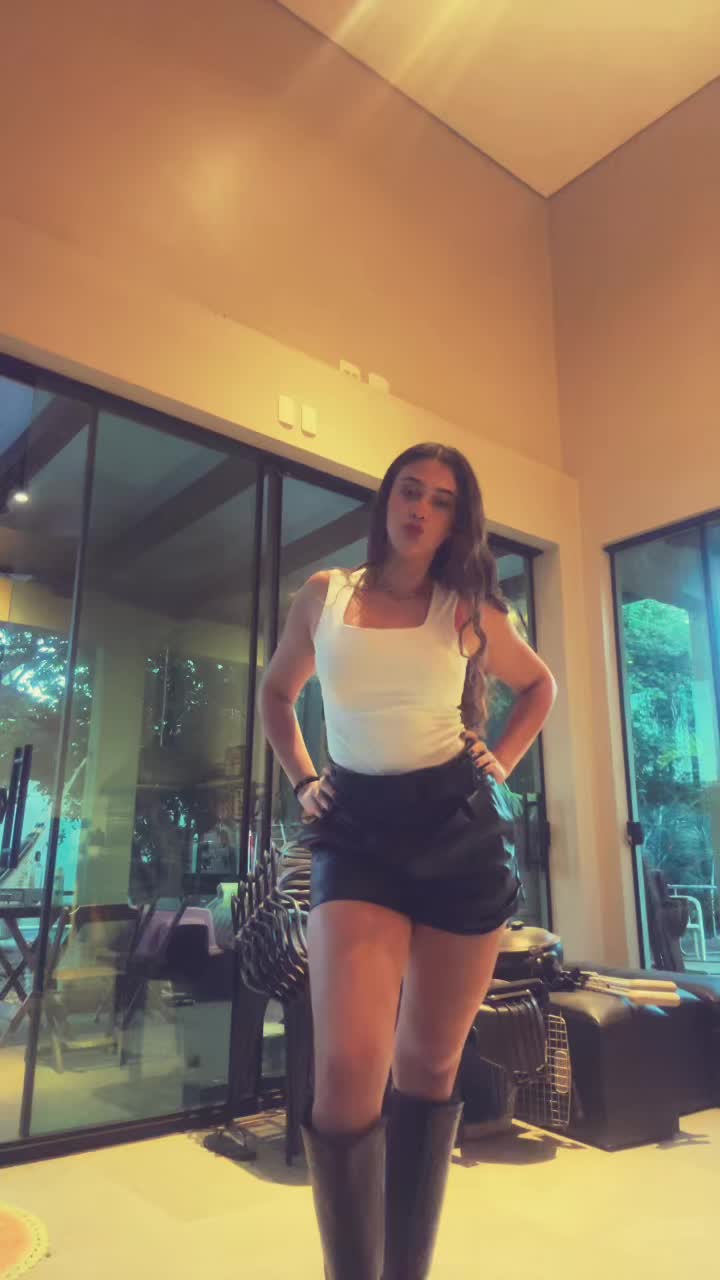 @juliajusanderson