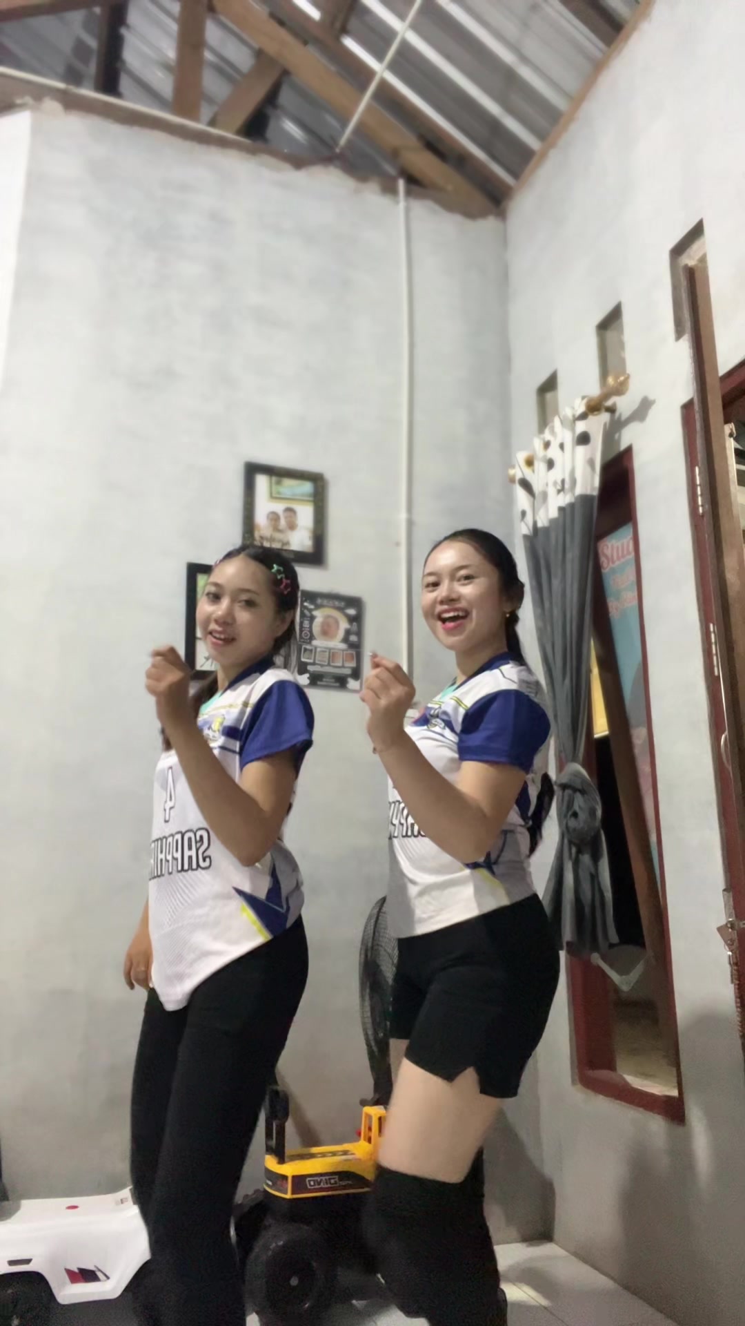@Yulia