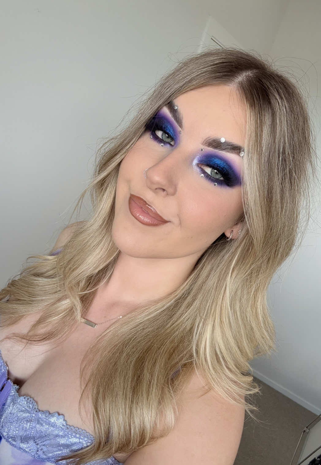@Alix | Creative Makeup Content