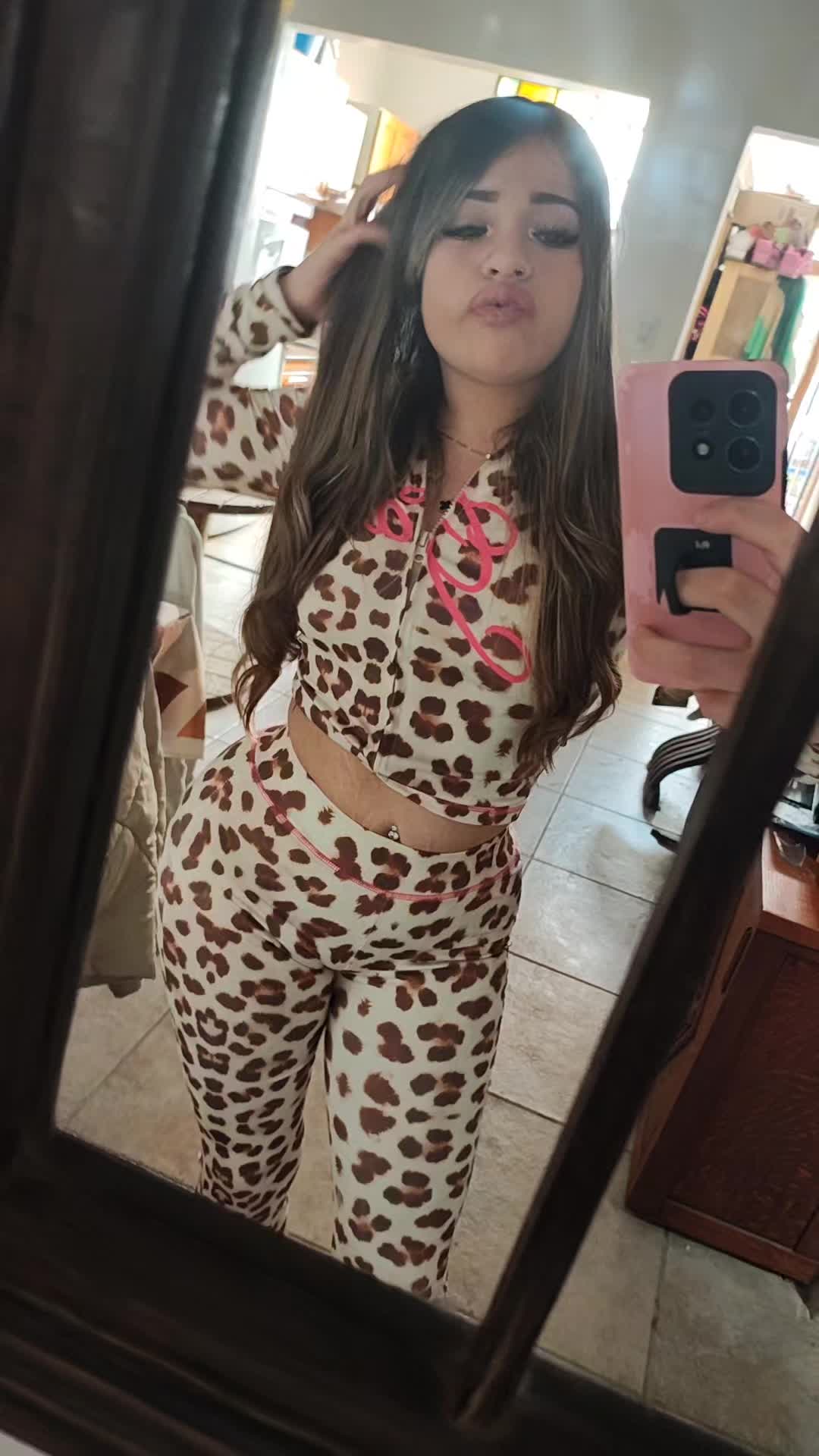 @lucicicici888