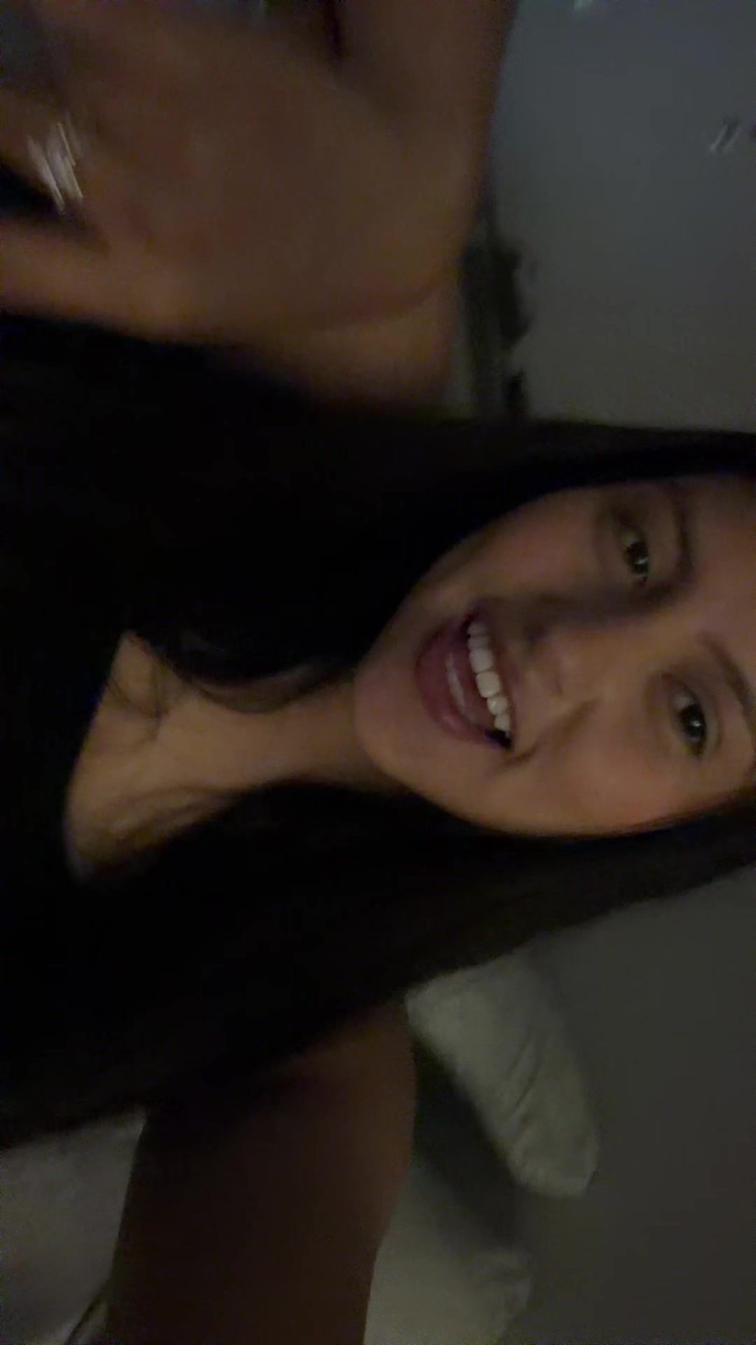 @leshliandrade