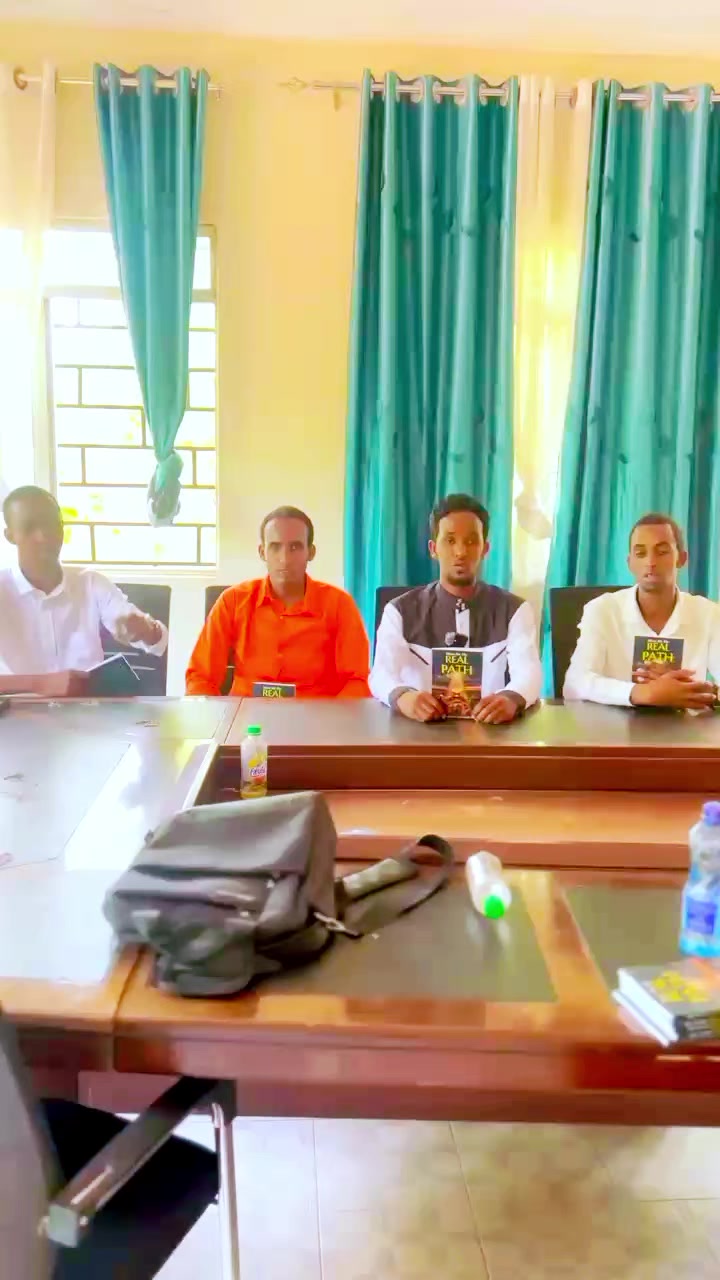 @Ustadh Abdihakim Bashir Noor