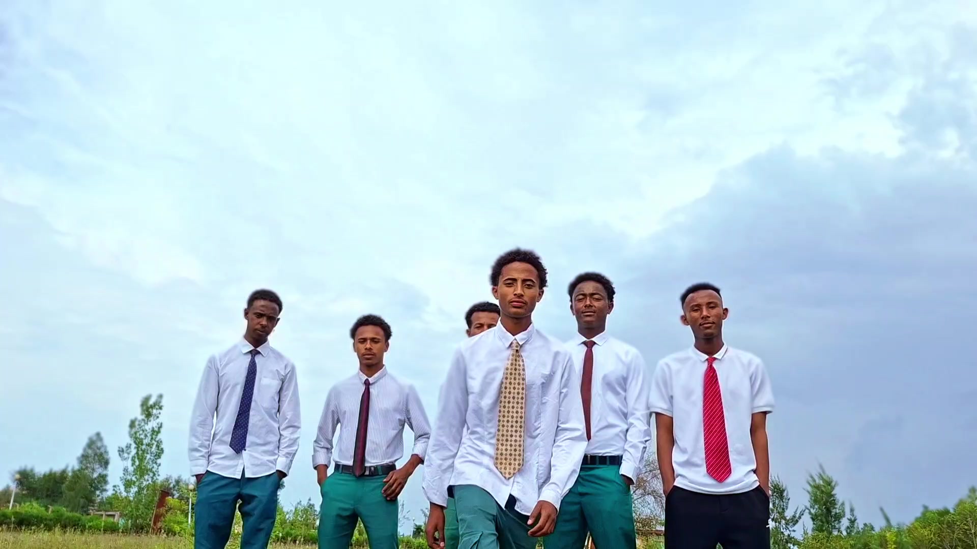 @ashuu creative 🎥