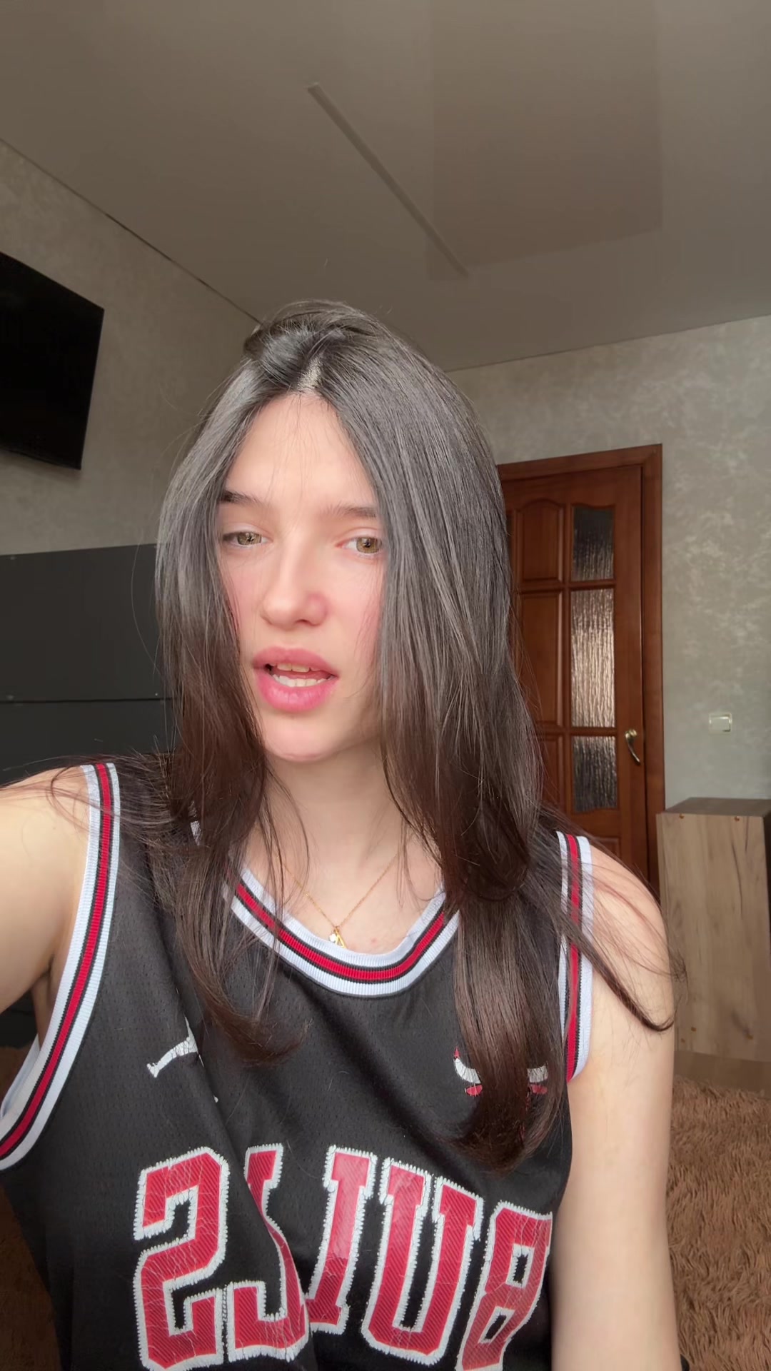 @_gusarova_