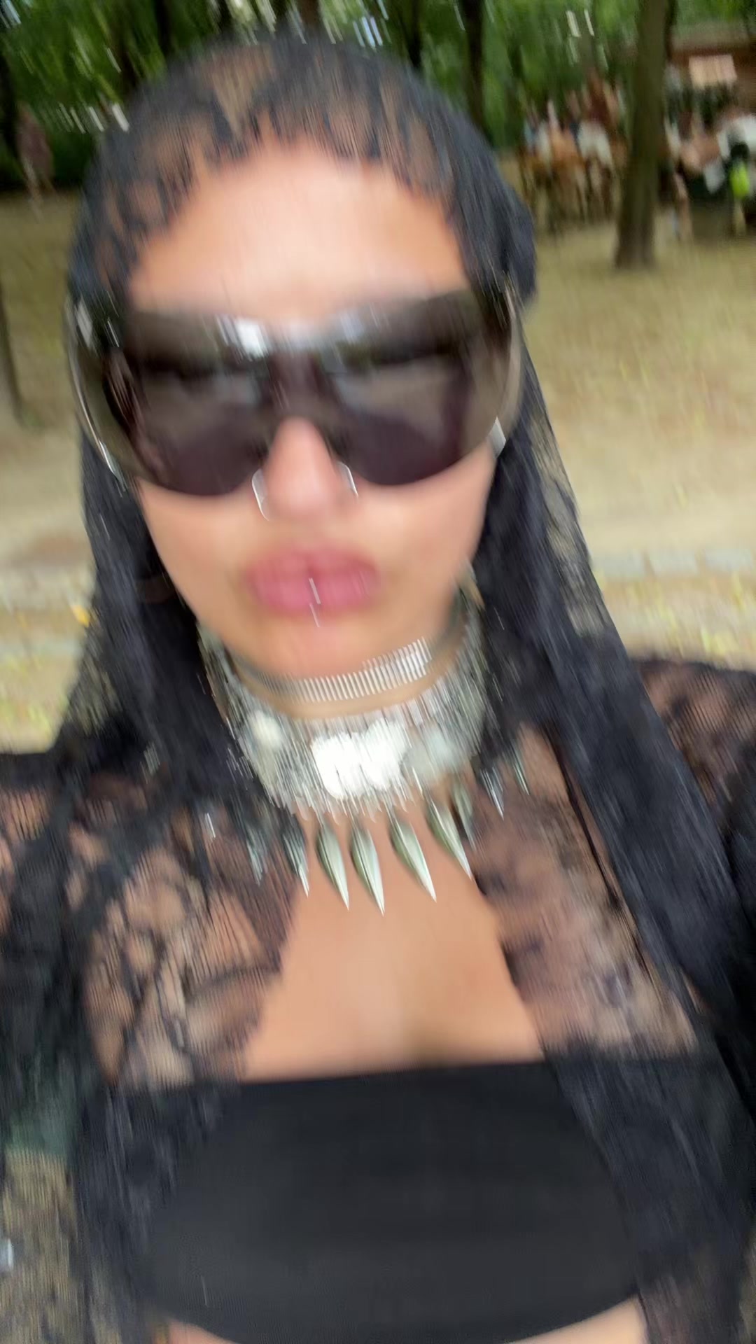 @lady