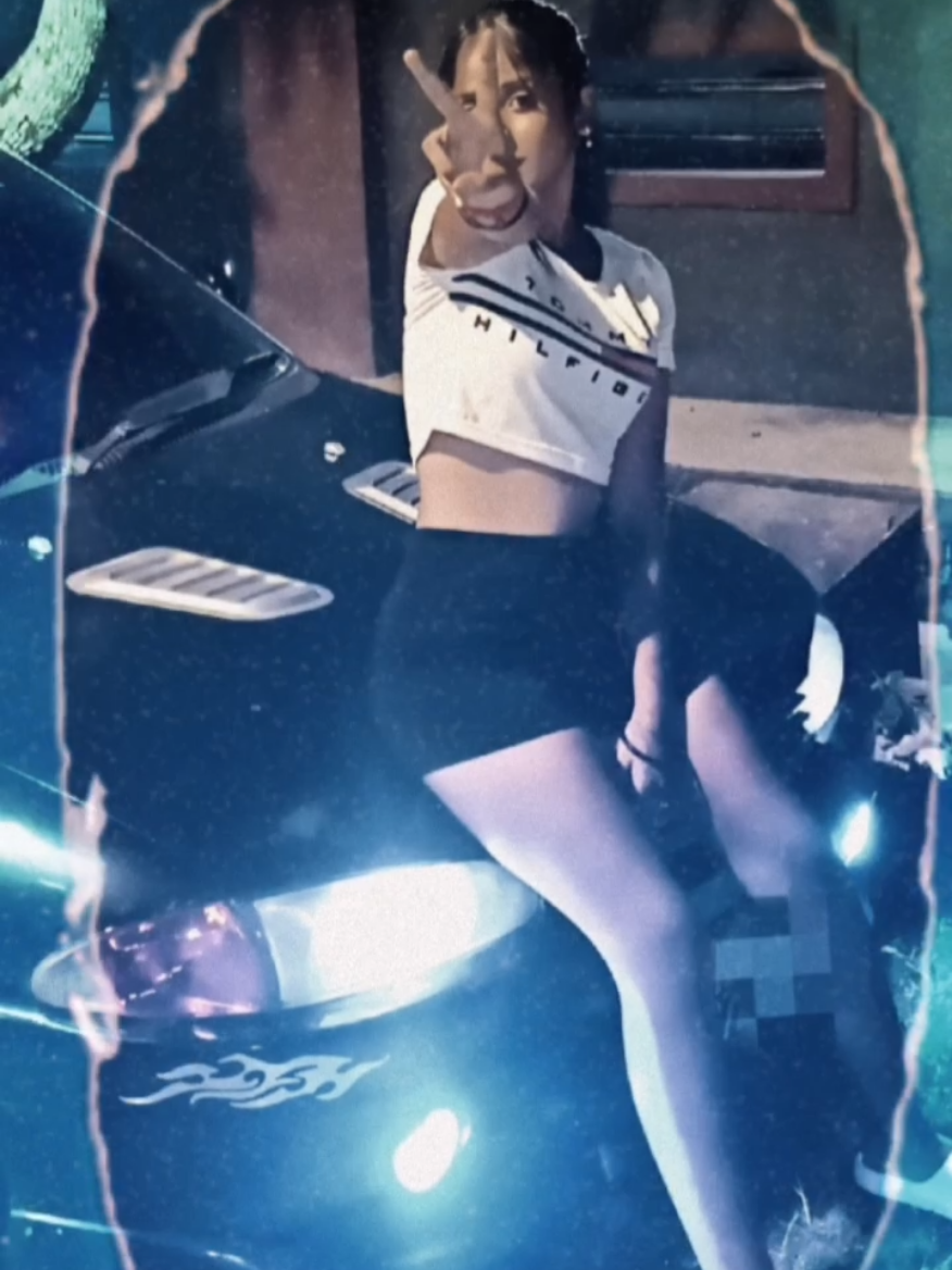 @𝔗𝔥𝔞𝔯𝔞𝔞 🦋🤍🌙